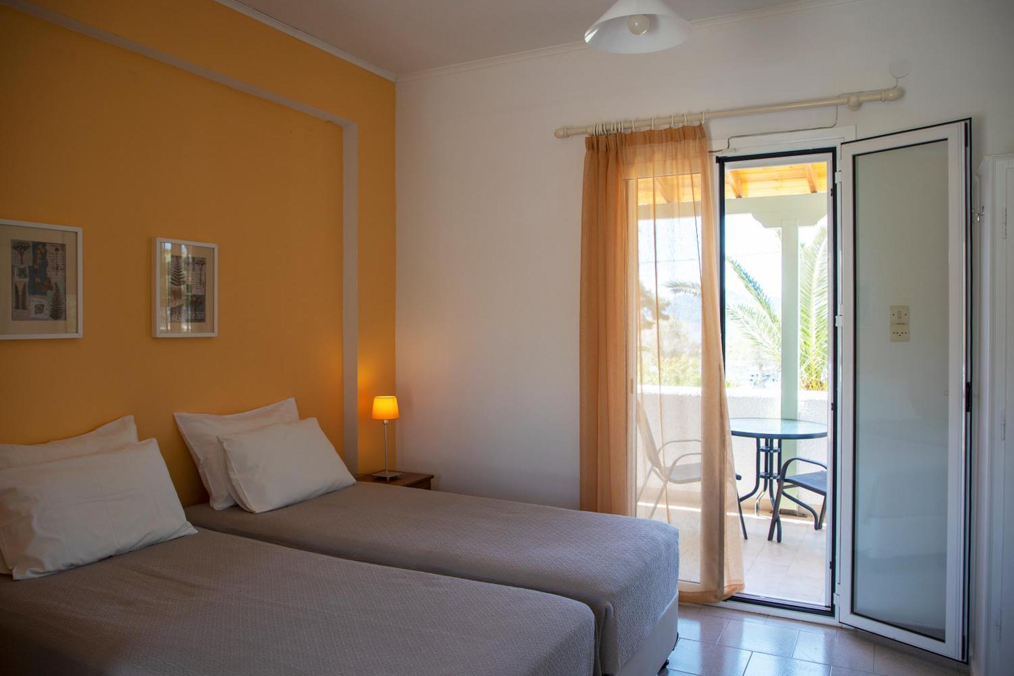 Stefanie Studios Aegina 외부 사진