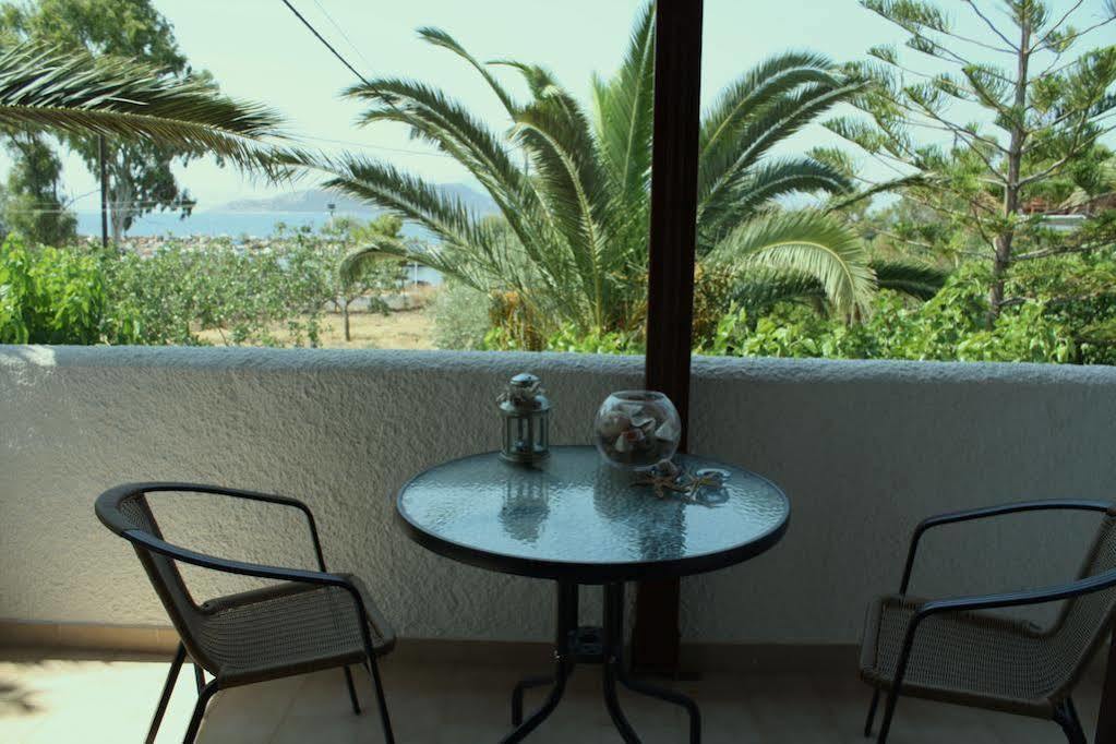 Stefanie Studios Aegina 외부 사진